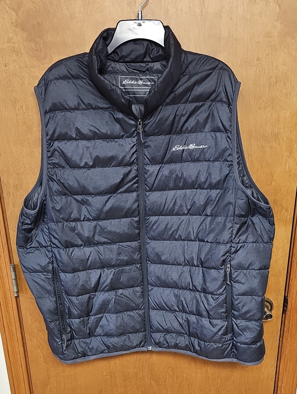 Eddie Bauer Men's Dark Navy Quilted Packable Vest